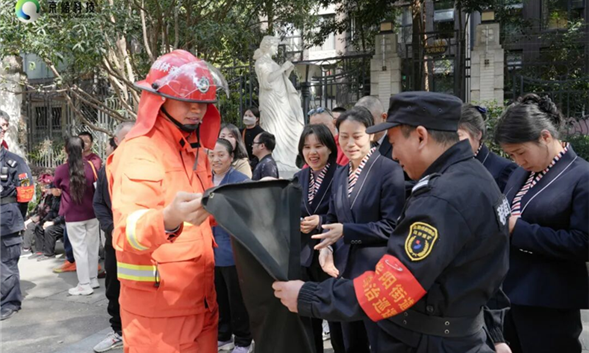 九垓装备与四川天府新区联合举办的FAI家用灭火套装创新型场景化测试圆满成功